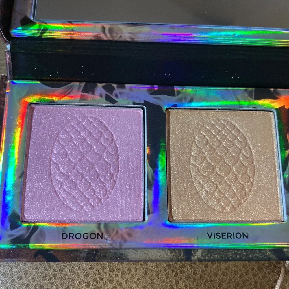 Urban Decay Mother of Dragons Highlighter Palette